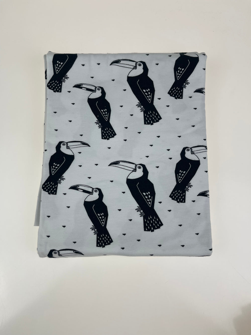 TOUCAN BLACK & WHITE